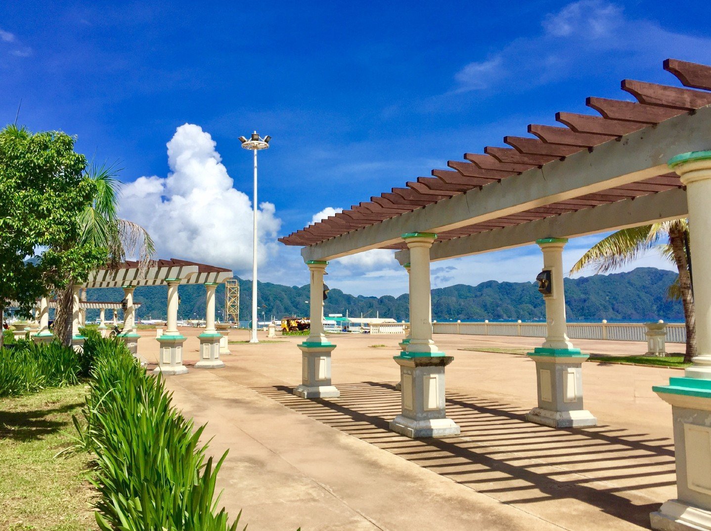 Lualhati Park